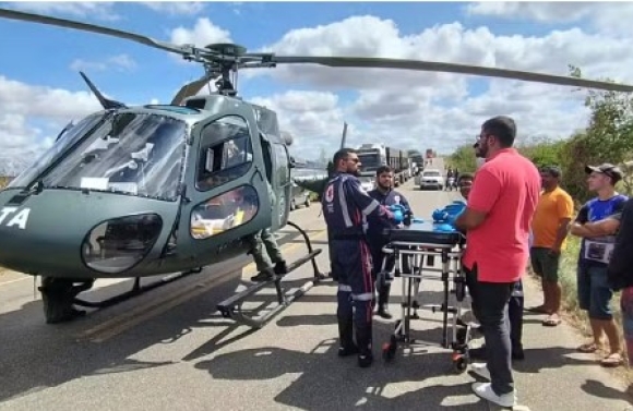 Colisão entre dois veículos resulta na morte de uma pessoa e deixa vários feridos na Rodovia SE-175