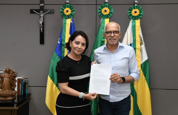 Prefeita eleita Emília Corrêa formaliza equipe de transição para início dos trabalhos em Aracaju