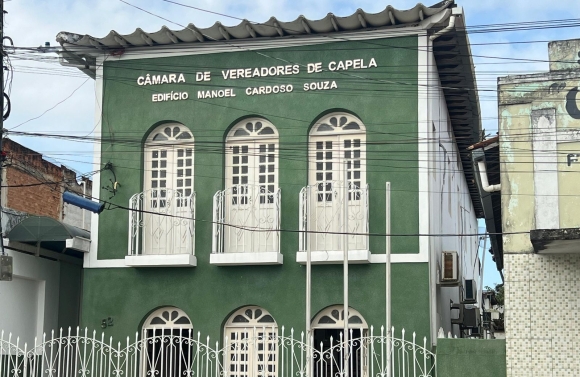 Vereadora é agredida no plenário durante sessão na Câmara Municipal de Capela 