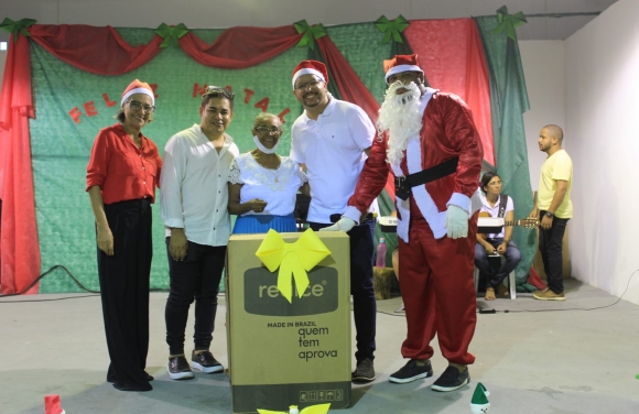 Santa Rosa de Lima realiza Natal da Magia para usuários dos programas sociais