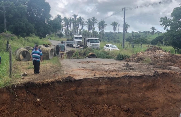 Reparos em rodovia de acesso a Pacatuba continuam nos próximos dias