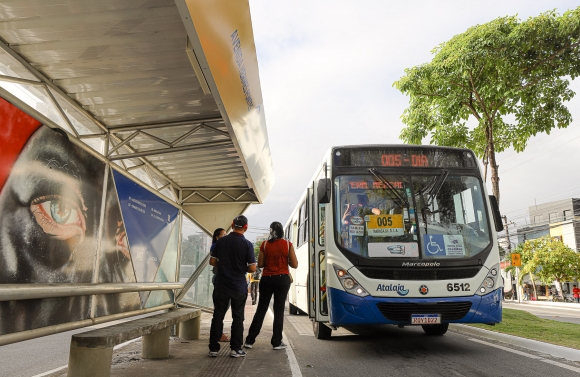 Enem 2023: Prefeitura de Aracaju garante gratuidade no transporte coletivo para estudantes