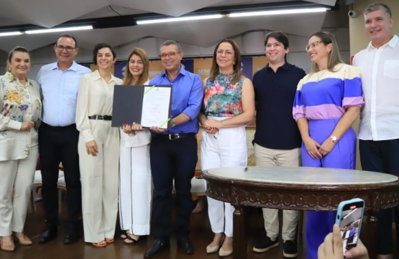 Governo do Estado firma termo de adesão para a construção de 75 creches-escolas nos municípios sergipanos