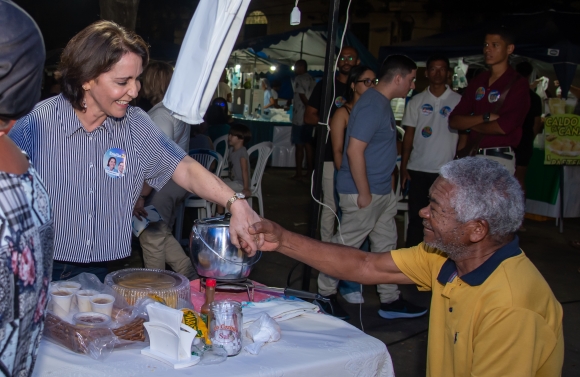 Emília e Ricardo destacam importância das “feirinhas” para a economia de Aracaju