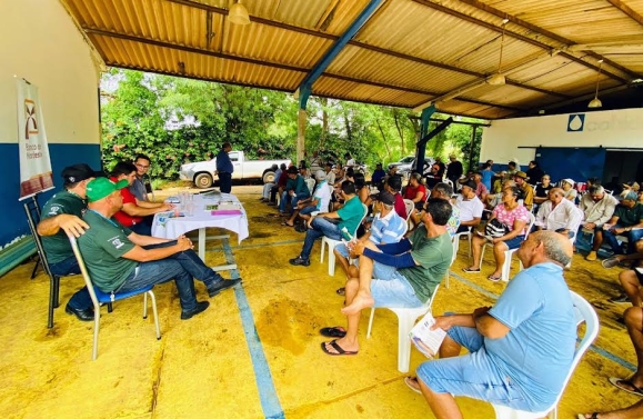 Governo do Estado auxilia irrigantes de Canindé a acessar crédito rural