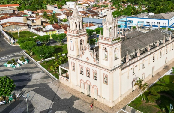 Capela festeja 190 anos de emancipação com cultura, serviços, inaugurações e entrega de maquinários