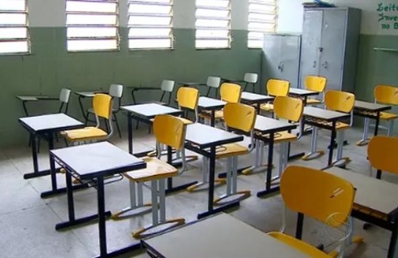 Professores da rede pública paralisam aulas nesta quarta-feira em Sergipe