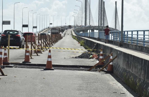 Governo de Sergipe apresenta novo cronograma de execução da obra na ponte Construtor João Alves