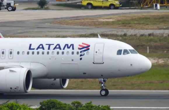 Após pane, aeronave da Latam faz pouso em aeroporto de Aracaju