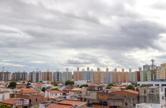 Governo do Estado reforça que onda de calor não chegará a Sergipe