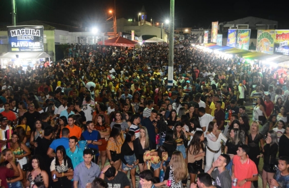 Telha realizou um final de semana de muita folia em homenagem à padroeira da cidade