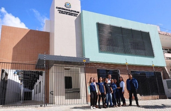 Central de Atendimento ao Eleitor de Aracaju volta a funcionar na rua Itabaiana