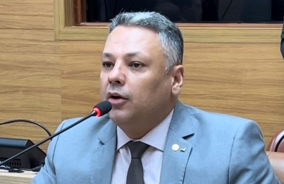 Simão Dias e Riachão recebem emendas do deputado Ibrain