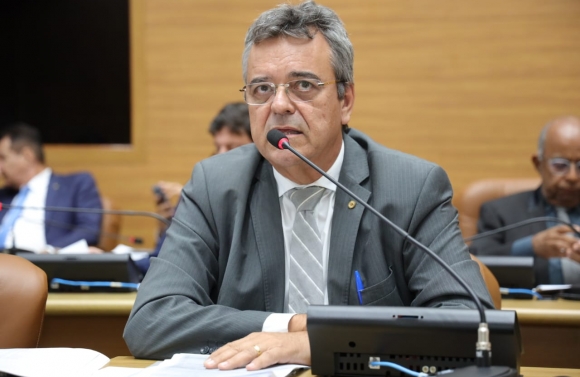 Luciano Pimentel é coautor de PL que torna obrigatória a presença de fisioterapeuta nas UTIs de Sergipe