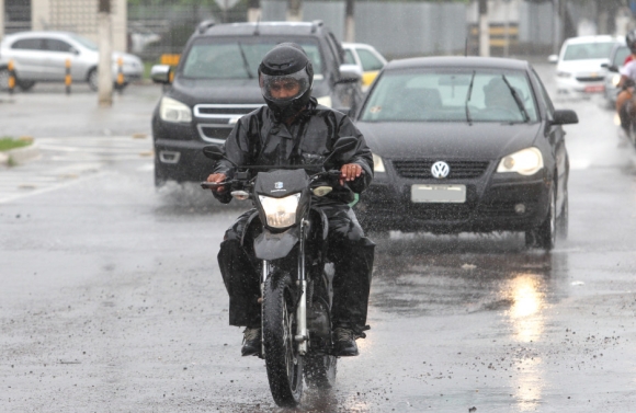 Gerência de Meteorologia renova alerta de chuvas intensas em Sergipe até quinta-feira, 16