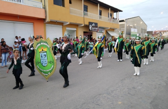 Desfile Cívico de Pacatuba movimenta município