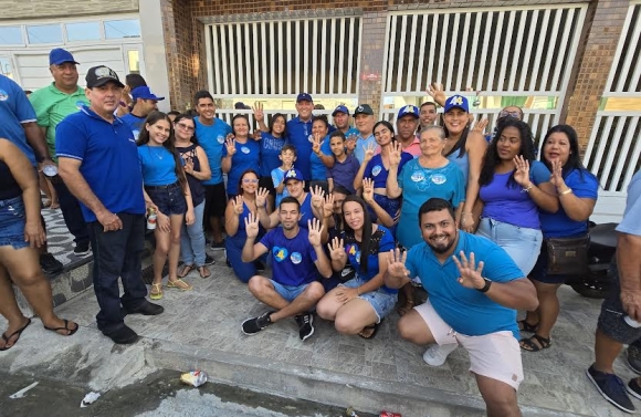 Neudo Alves movimenta Cedro de São João na inauguração do Comitê 44