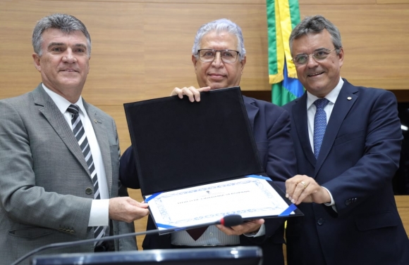 Engenheiro agrônomo Manoel Moacir é agraciado com Título de Cidadania proposto por Luciano Pimentel