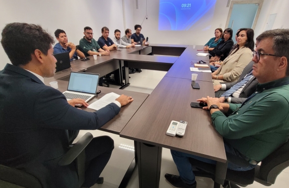 Adema, MPF, Ibama e SPU debatem regularização da carcinicultura em Sergipe