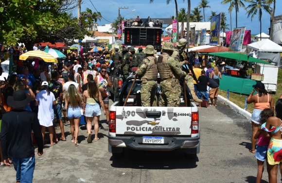 Polícia Militar prende homem em flagrante por importunação e agressão em Neópolis