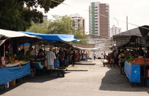 Prefeitura de Aracaju antecipa feiras livres em virtude das festas de fim de ano