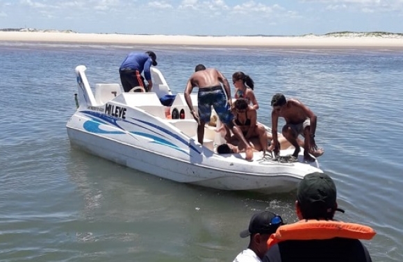 Turista de São Paulo morre afogado em praia de Estância