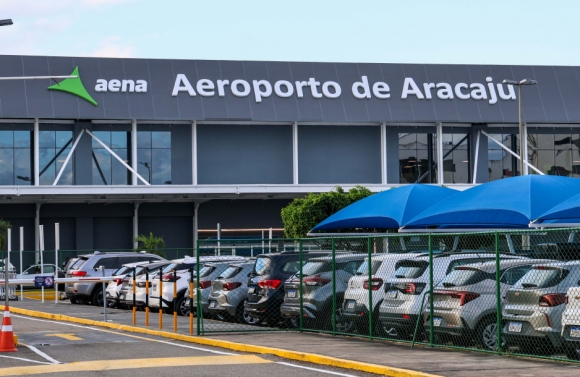 Aeroporto de Aracaju registra aumento no fluxo de passageiros no período junino de 2024