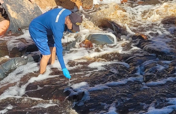 Adema identifica ponto impróprio para banho às margens do Rio Sergipe na Barra dos Coqueiros