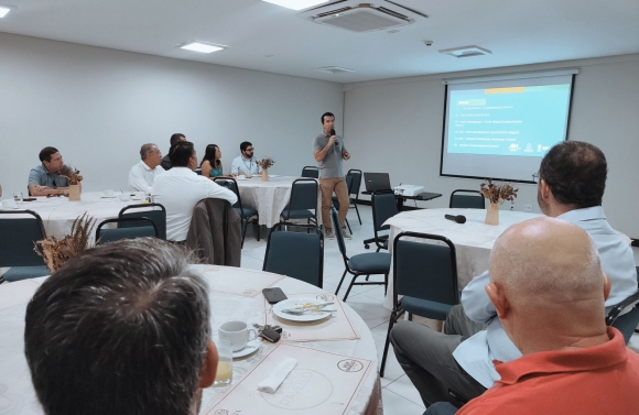 ABIH-SE apresenta calendário de ações em reunião com hoteleiros e secretarias do Turismo