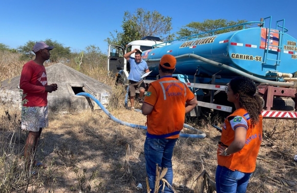 Governo de Sergipe inicia Operação Carro-Pipa em Poço Verde