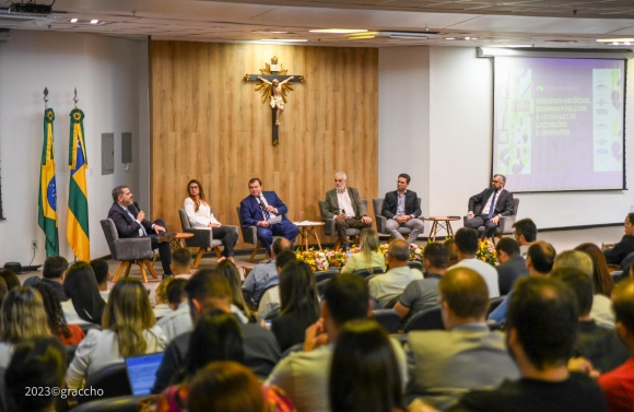 TCE e Sebrae realizam seminário “Pequenos negócios, compras públicas e a nova Lei de Licitações e Contratos”