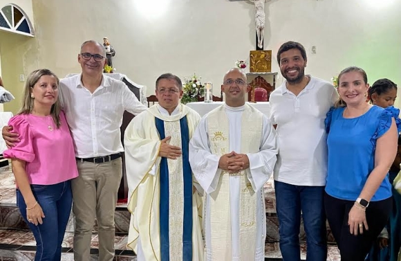 Amaral de Abóboras participa do encerramento do novenário de Nossa Senhora de Fátima no povoado Moendas