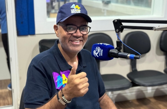 Everton da Saúde e Saininho apresentam propostas na entrevista à  Rádio Rio FM